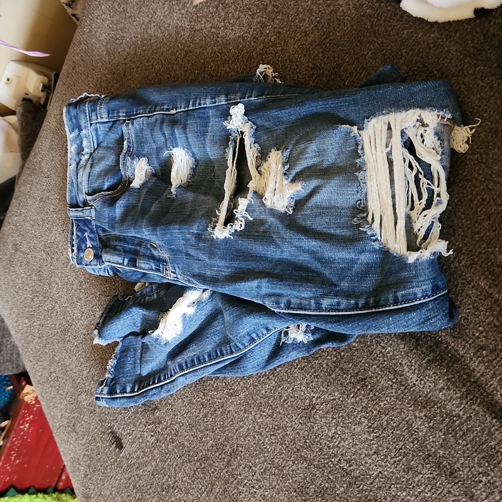 American Eagle distressed jeans